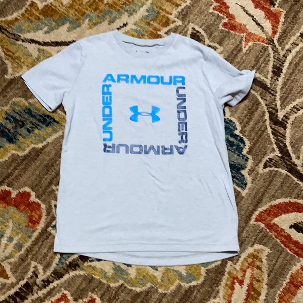 UA boys tshirt